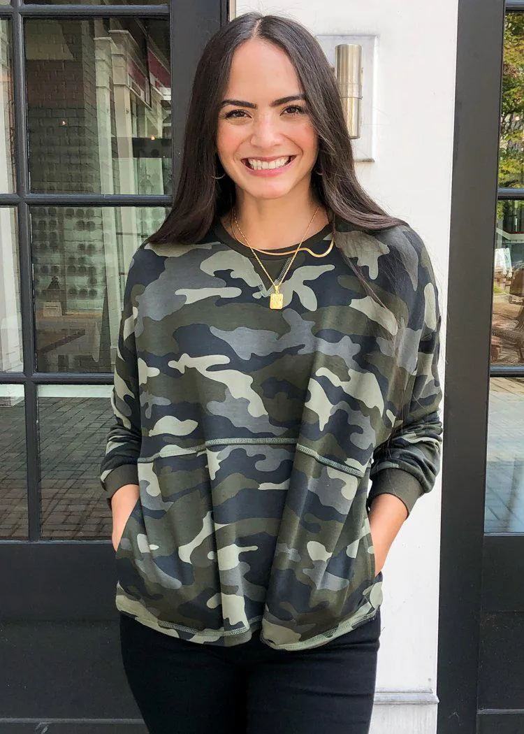 BB Dakota Nothin' to See Here Camo Pullover - Army Green