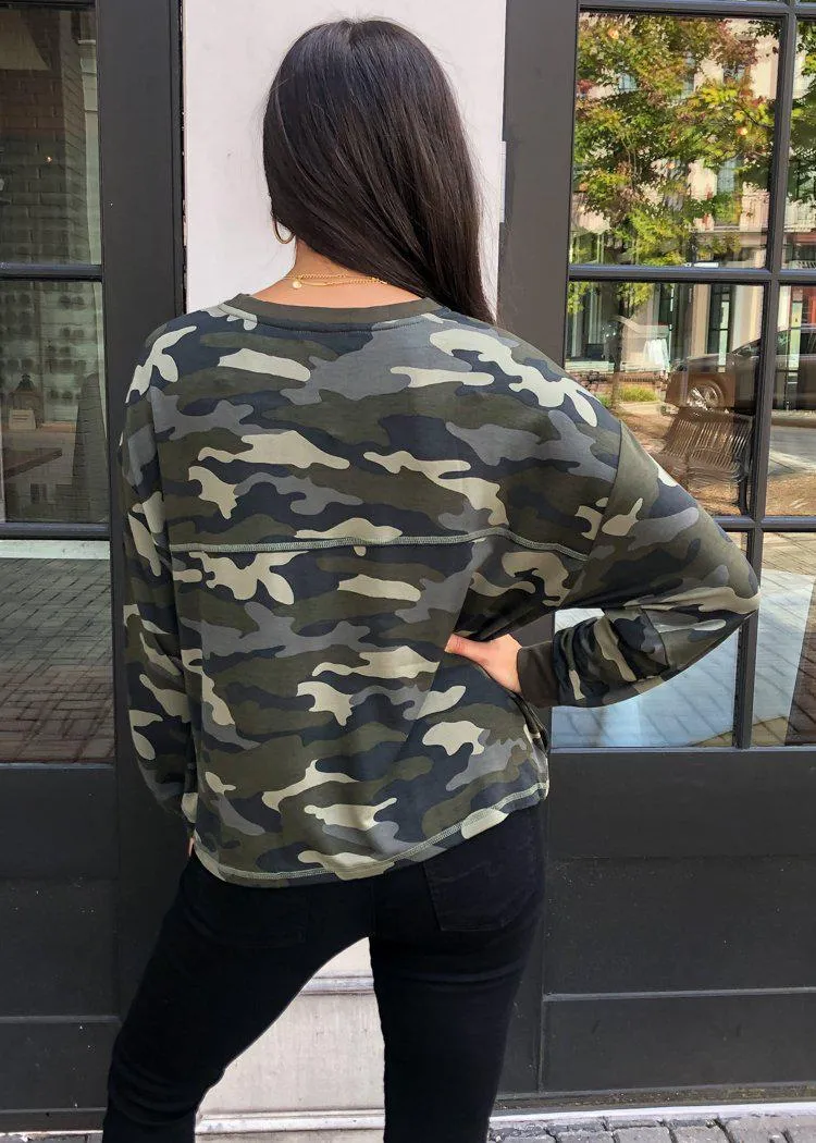 BB Dakota Nothin' to See Here Camo Pullover - Army Green