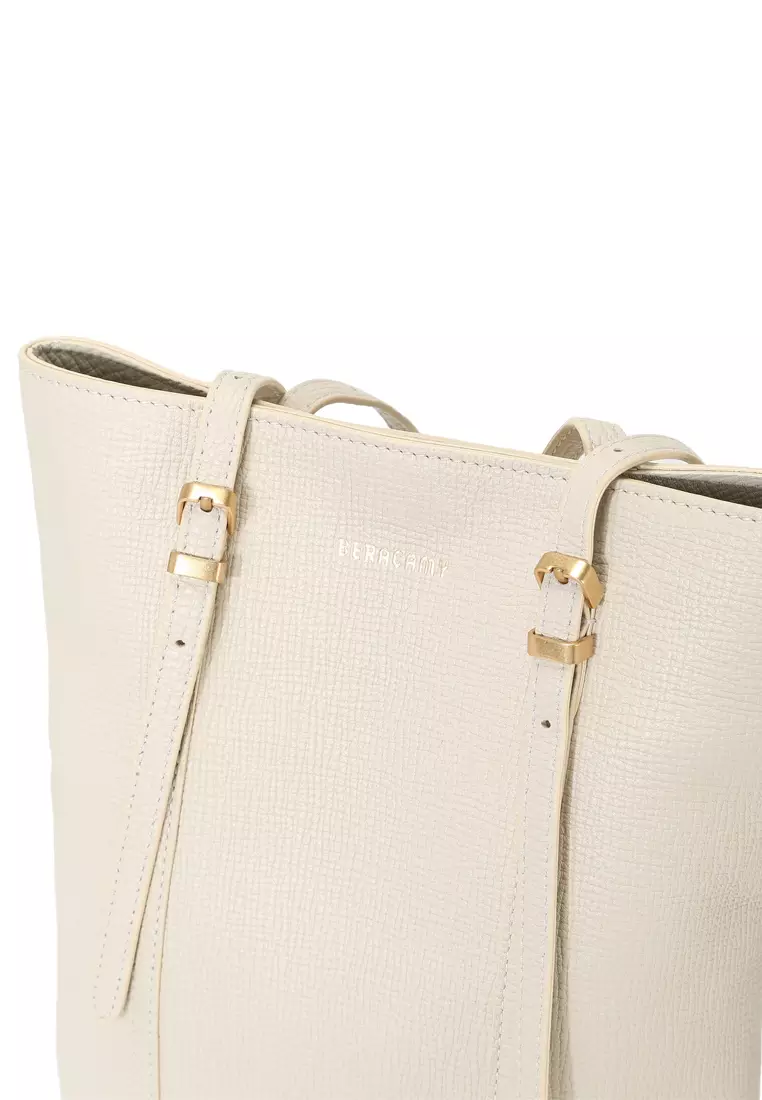 BERACAMY BERACAMY LYLE Portrait Tote - Grained Cream Beige