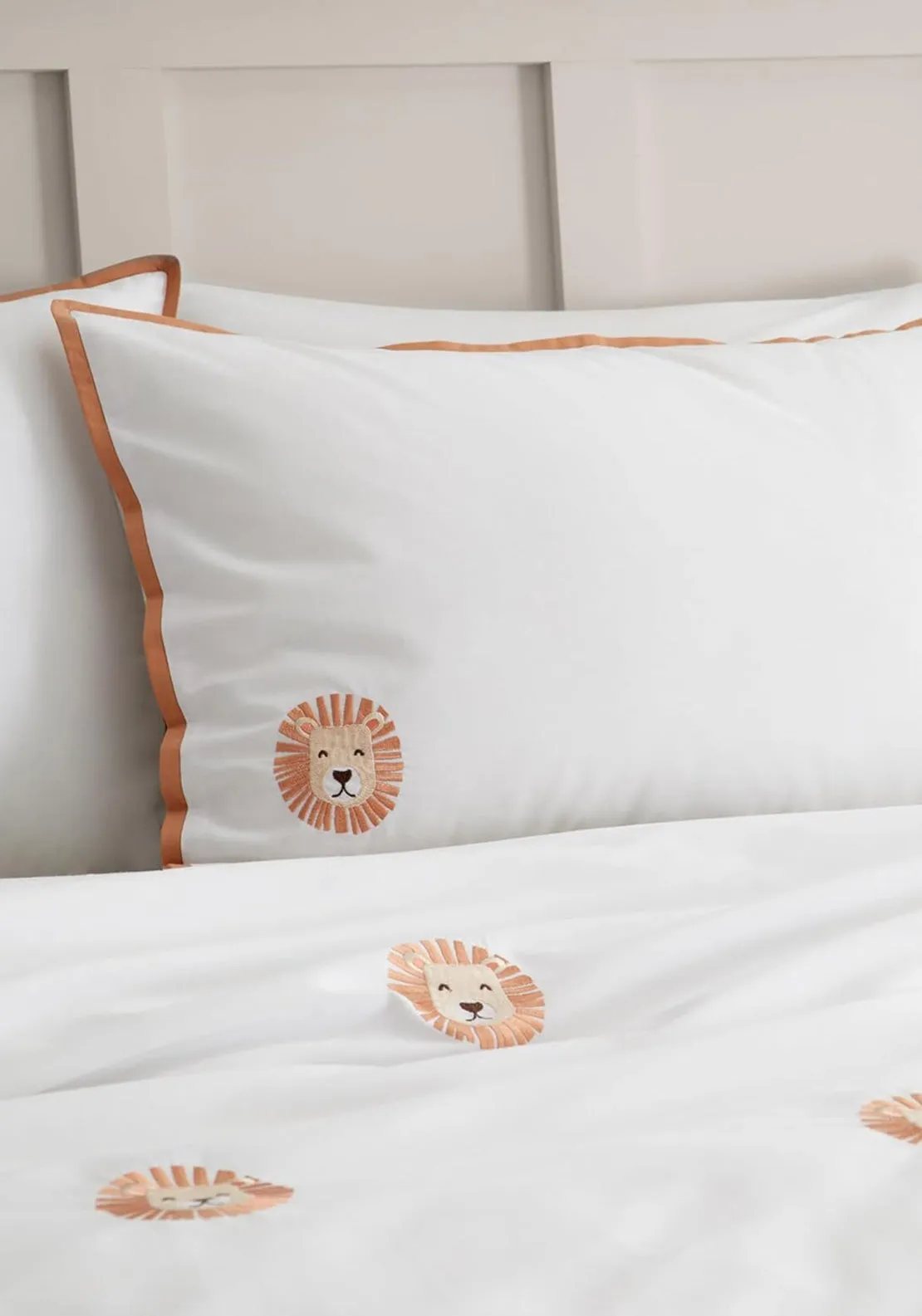 Catherine Lansfield Embroidery Detail Lion Duvet Cover Set, White