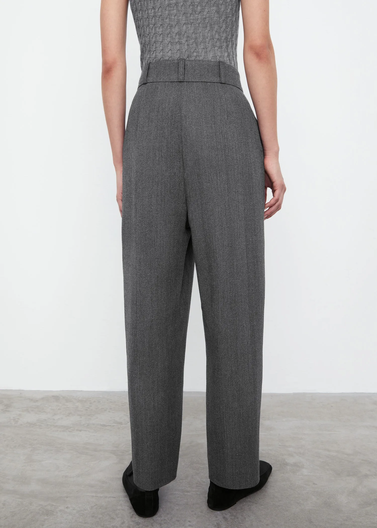 Deep pleat trousers grey herringbone