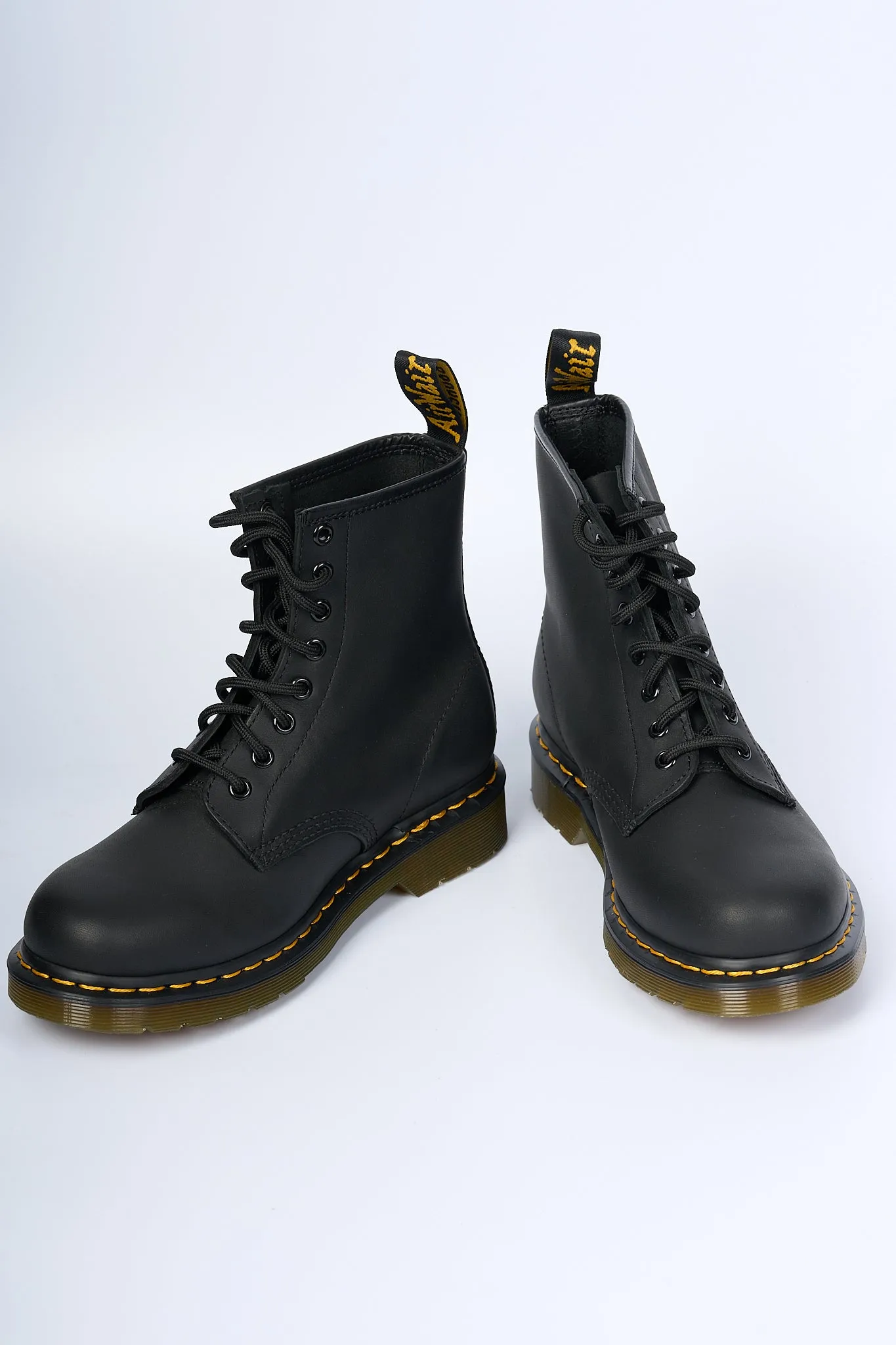 Dr. Martens Anfibio Nappa Nero Donna