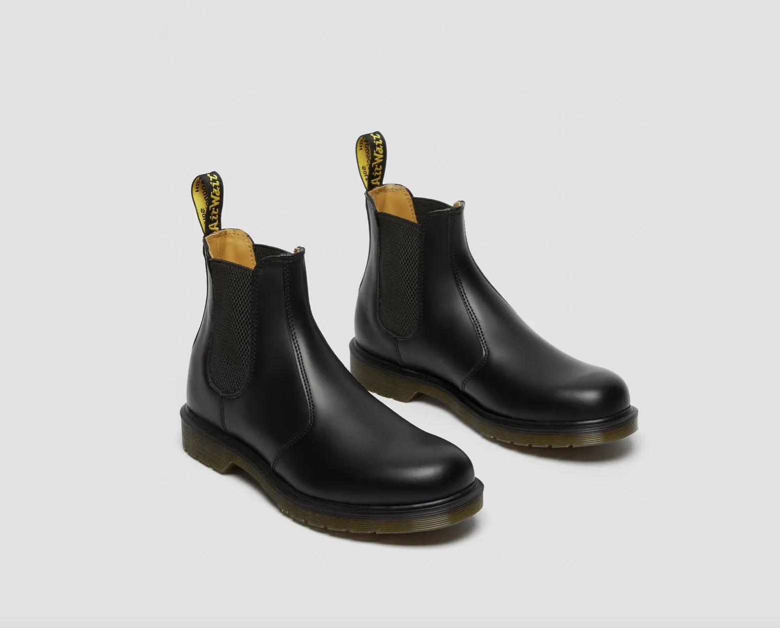 Dr Martens- 2976 Black Smooth Plain Welt