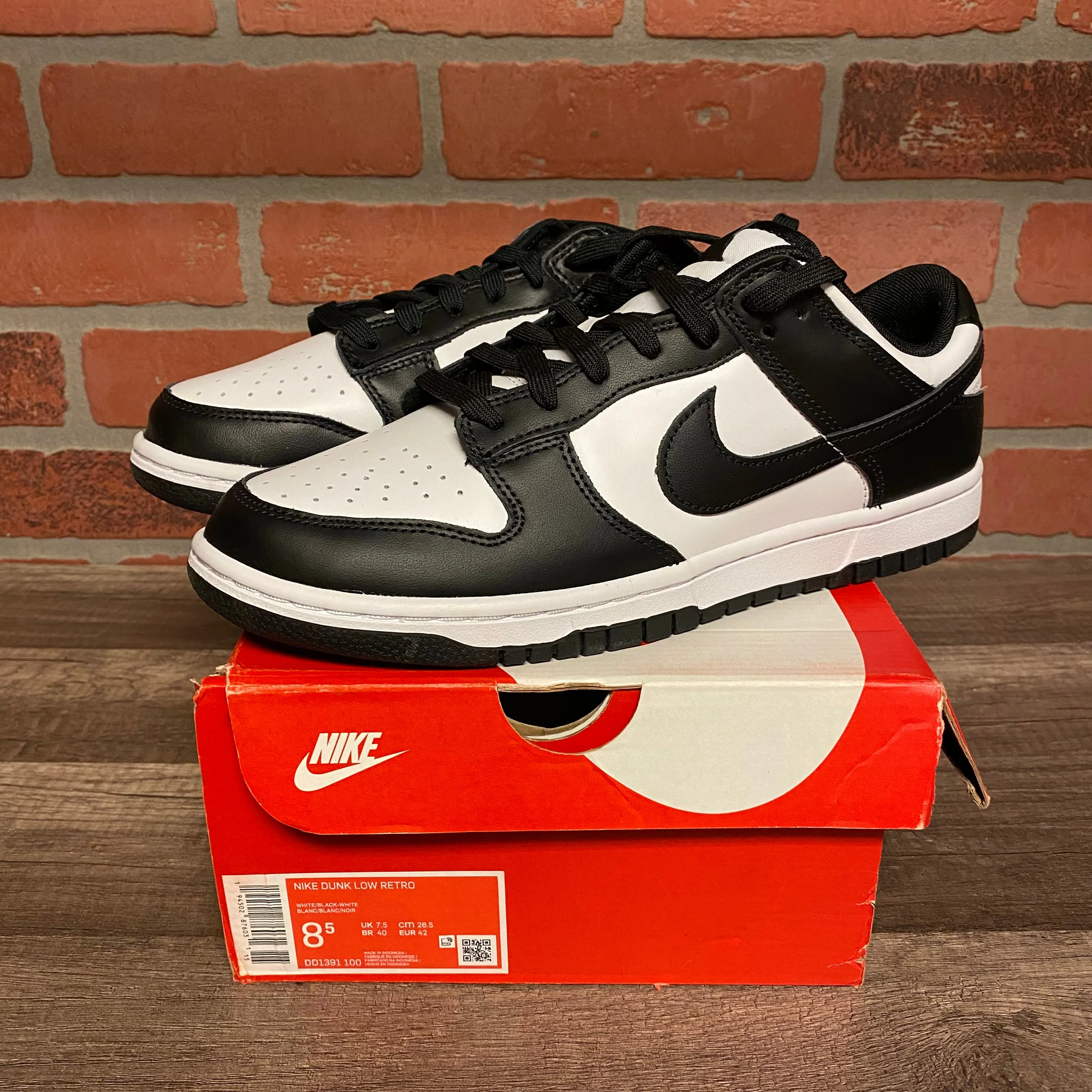 DS Nike Dunk Low Panda