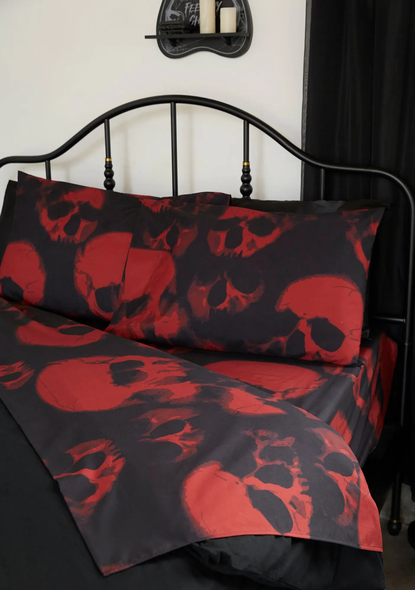 Eerie Echoes Sheet Set-