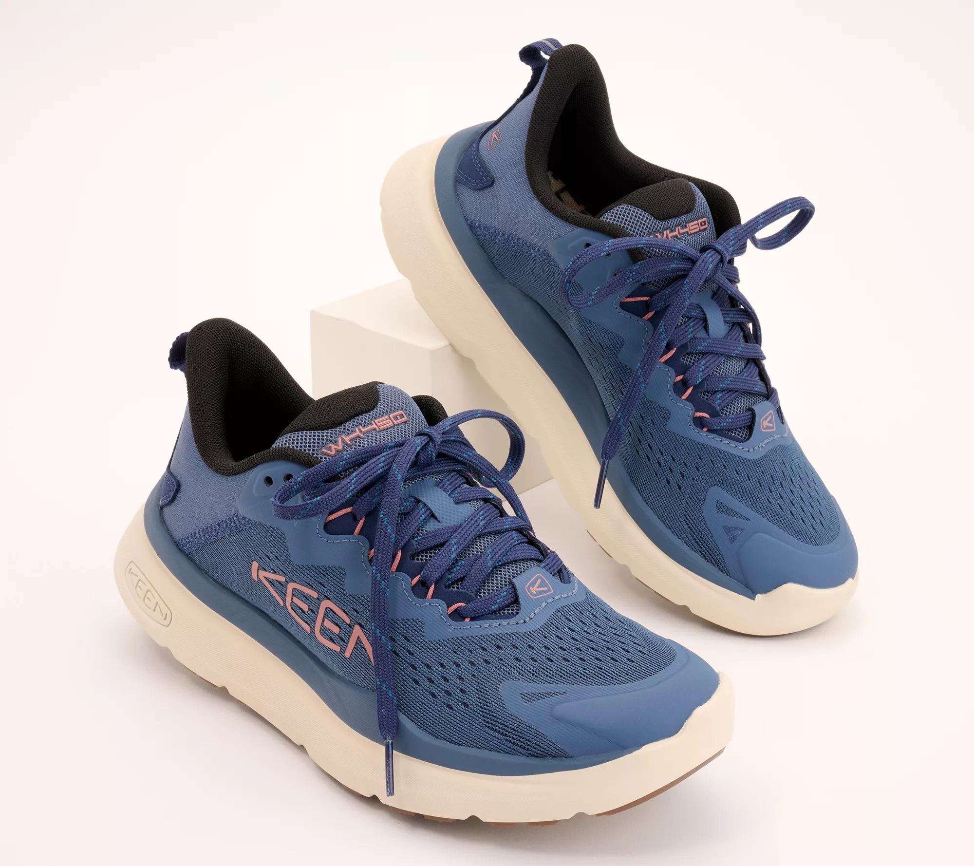 KEEN Walking Sneakers - WK450