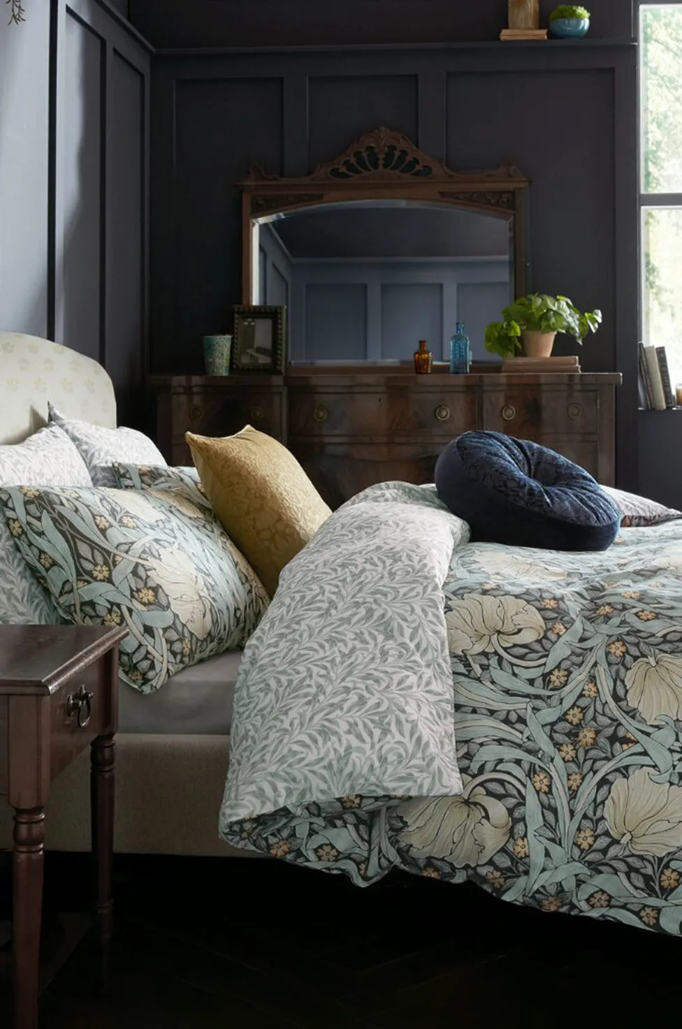 Morris & Co Pimpernel Floral Print Duvet Cover Set, Indigo