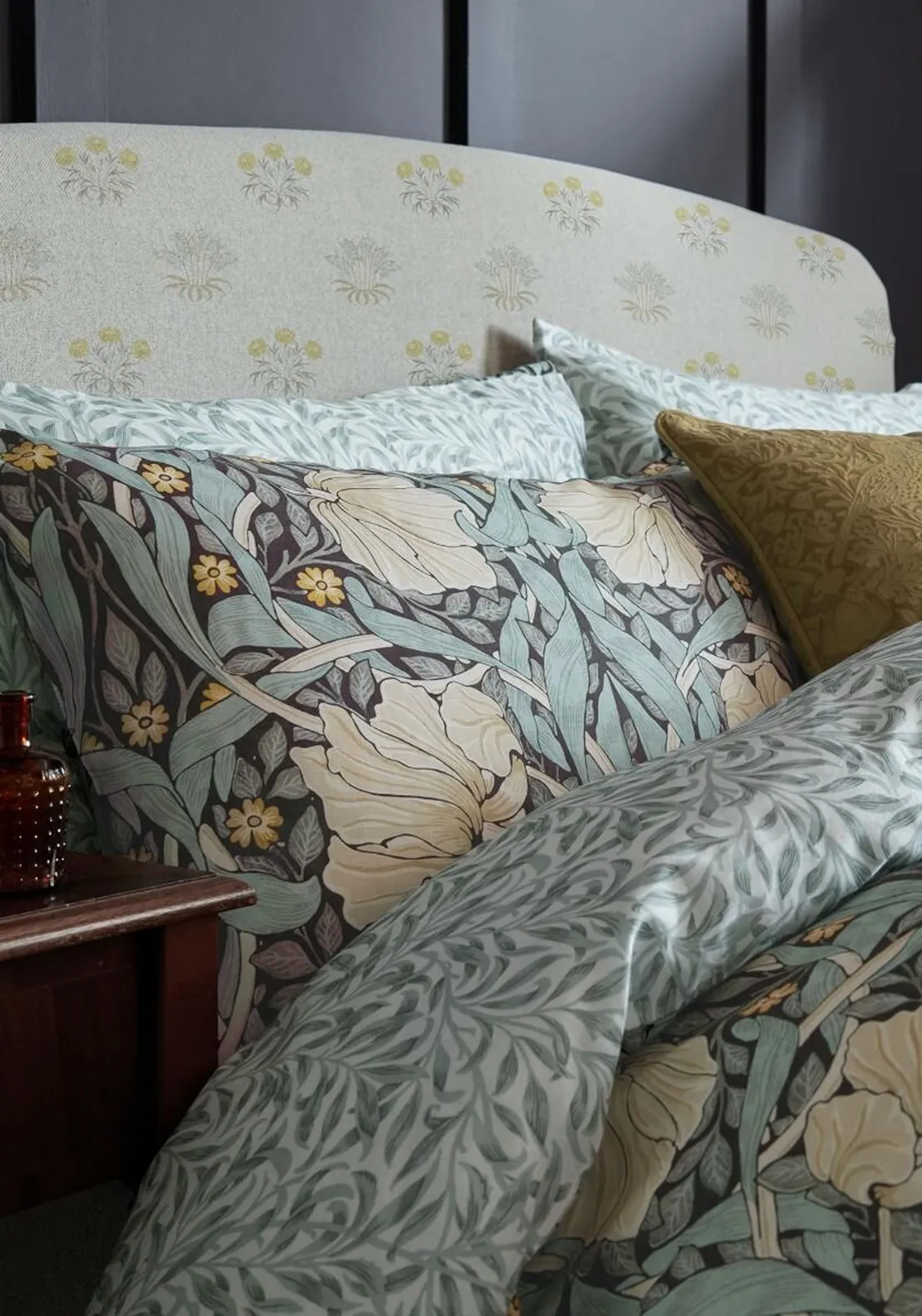 Morris & Co Pimpernel Floral Print Duvet Cover Set, Indigo