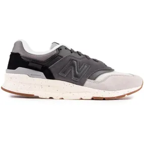 New Balance 997 Trainers