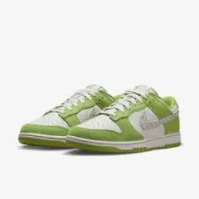 Nike Dunk Low Safari Swoosh Chlorophyll