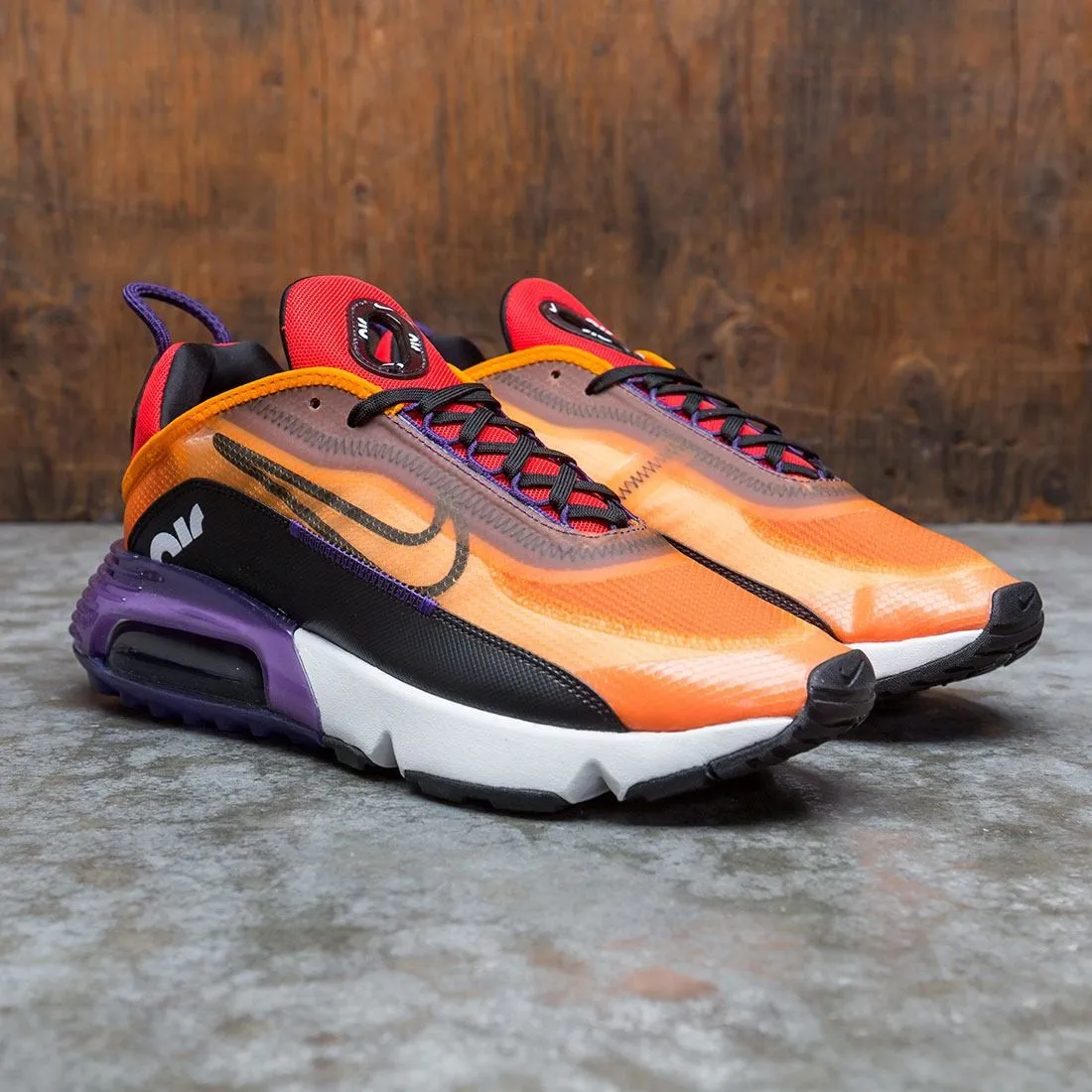 Nike Men Air Max 2090 (magma orange / black-eggplant-habanero red)