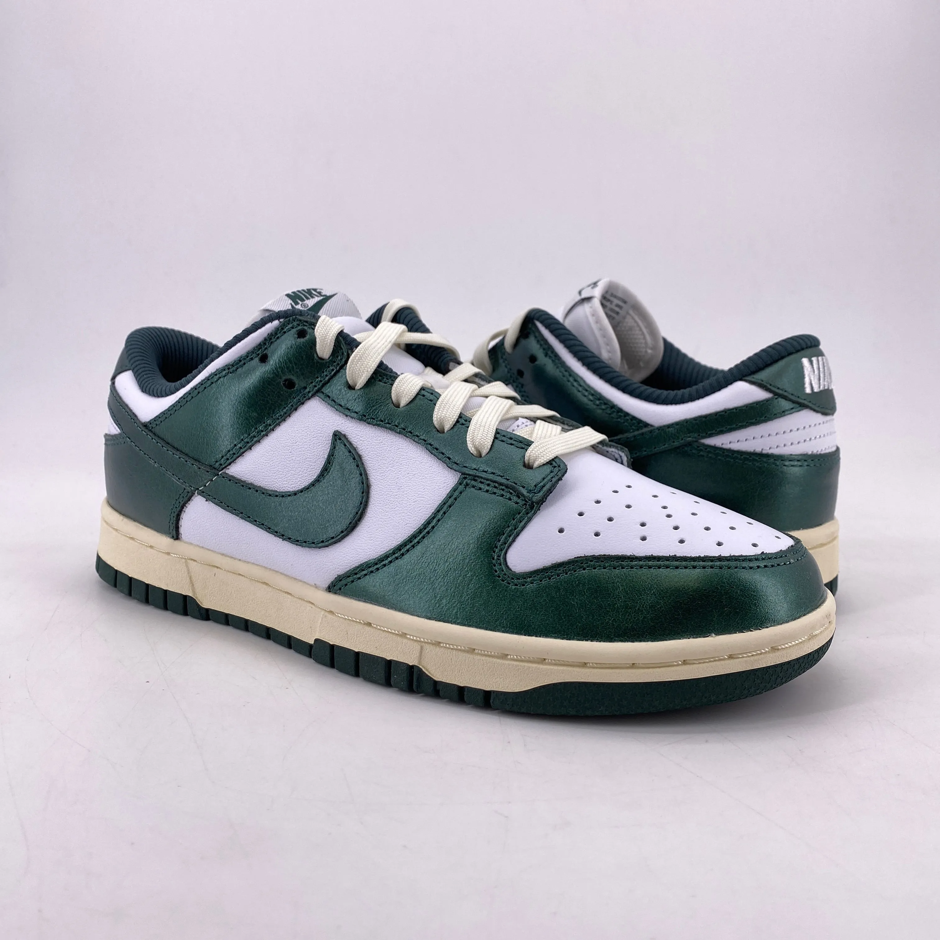 Nike (W) Dunk Low Vintage Green 2022 New Size 8.5W