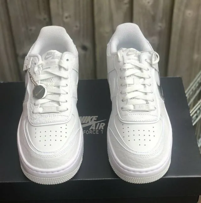 Nike WMNS Air Force 1 Shadow White Chrome