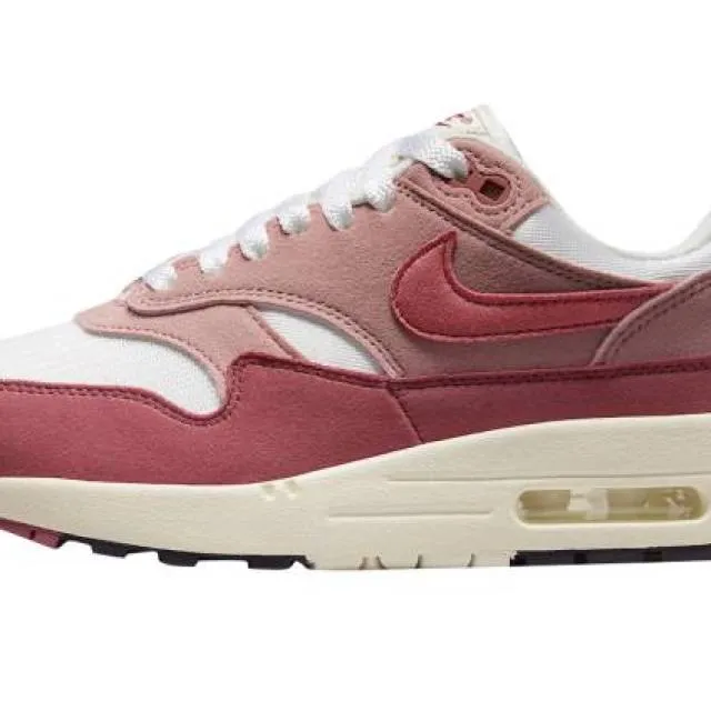 Nike WMNS Air Max 1 Red Stardust