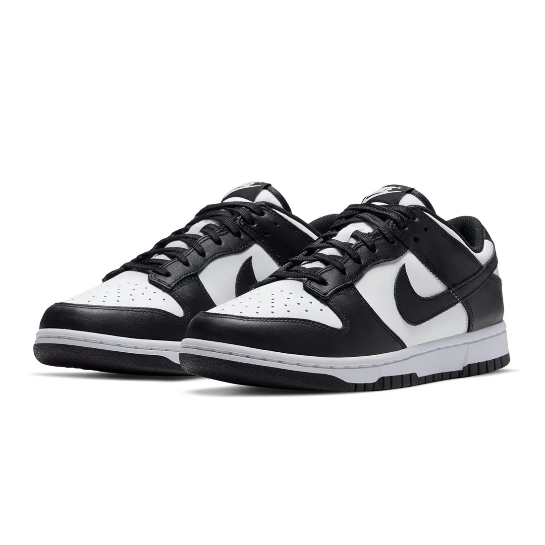 Nike Women Dunk Low (white / black-white)