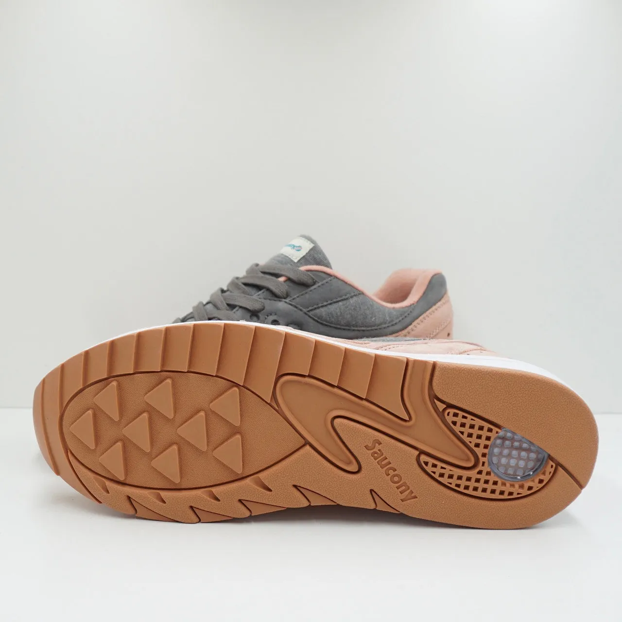 Saucony Grid 8000 Salmon Charcoal Sample