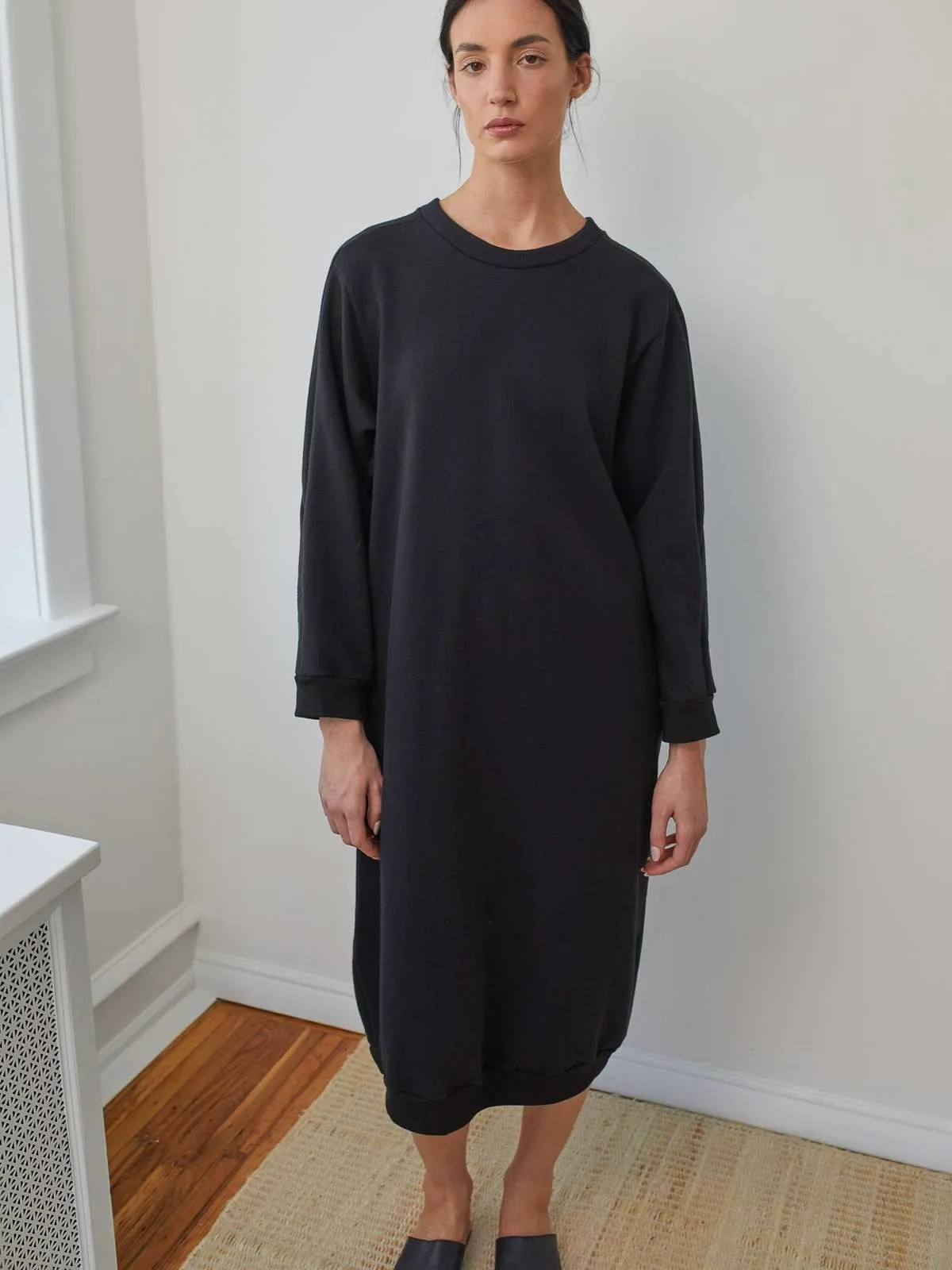 Sweatshirt Dress - Black