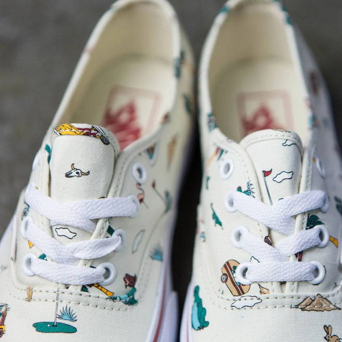 Vans Men Authentic - Party Train (white)