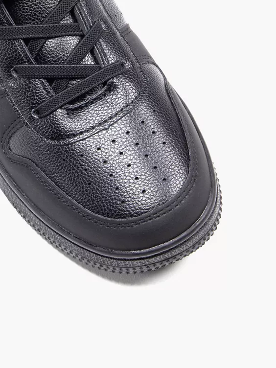 Victory  Junior Boys Black Court Velcro Trainers