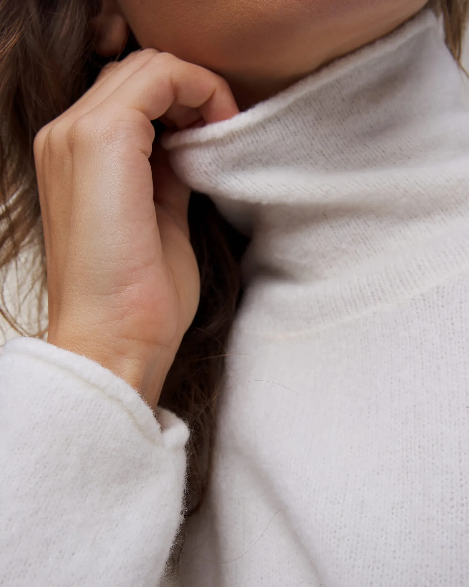 Women’s white turtleneck Deha D12211-18001